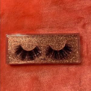 Mink lashes